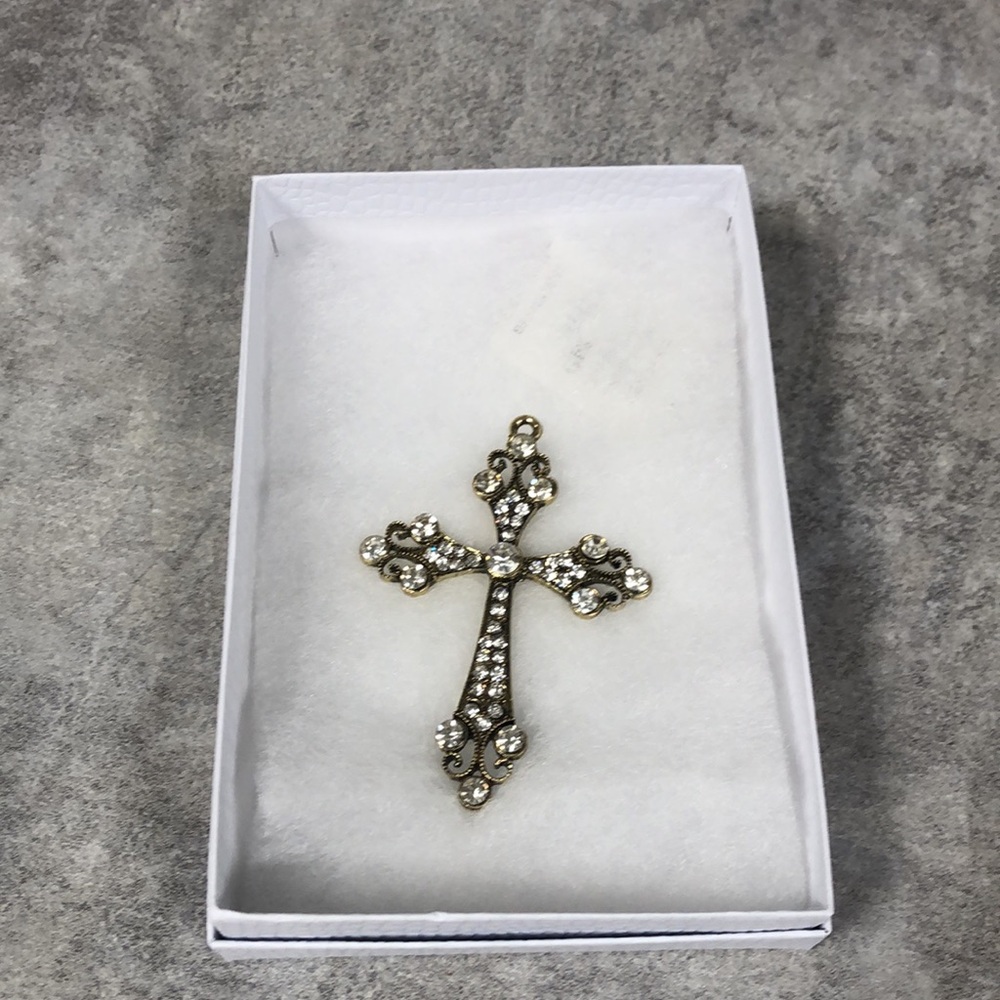 Beautiful large cross-Nwot